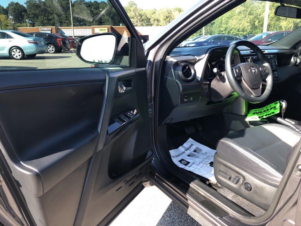 2016 Toyota RAV4 SE 2T3NFREVXGW289102