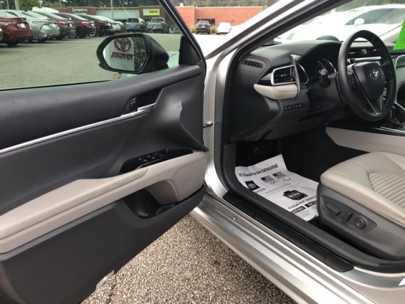 2018 Toyota Camry SE 4T1B11HK7JU129523