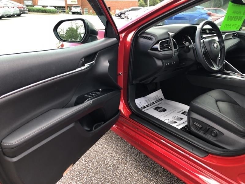 2019 Toyota Camry XSE