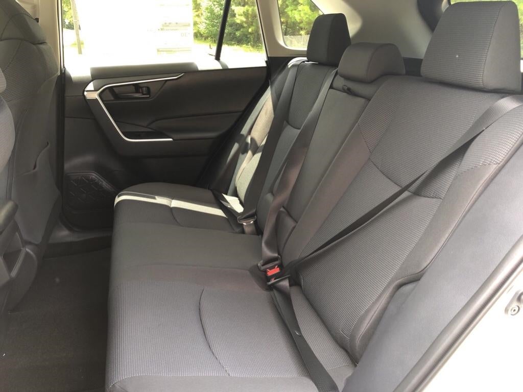 2020 Toyota RAV4 LE 2T3K1RFV9LC076458