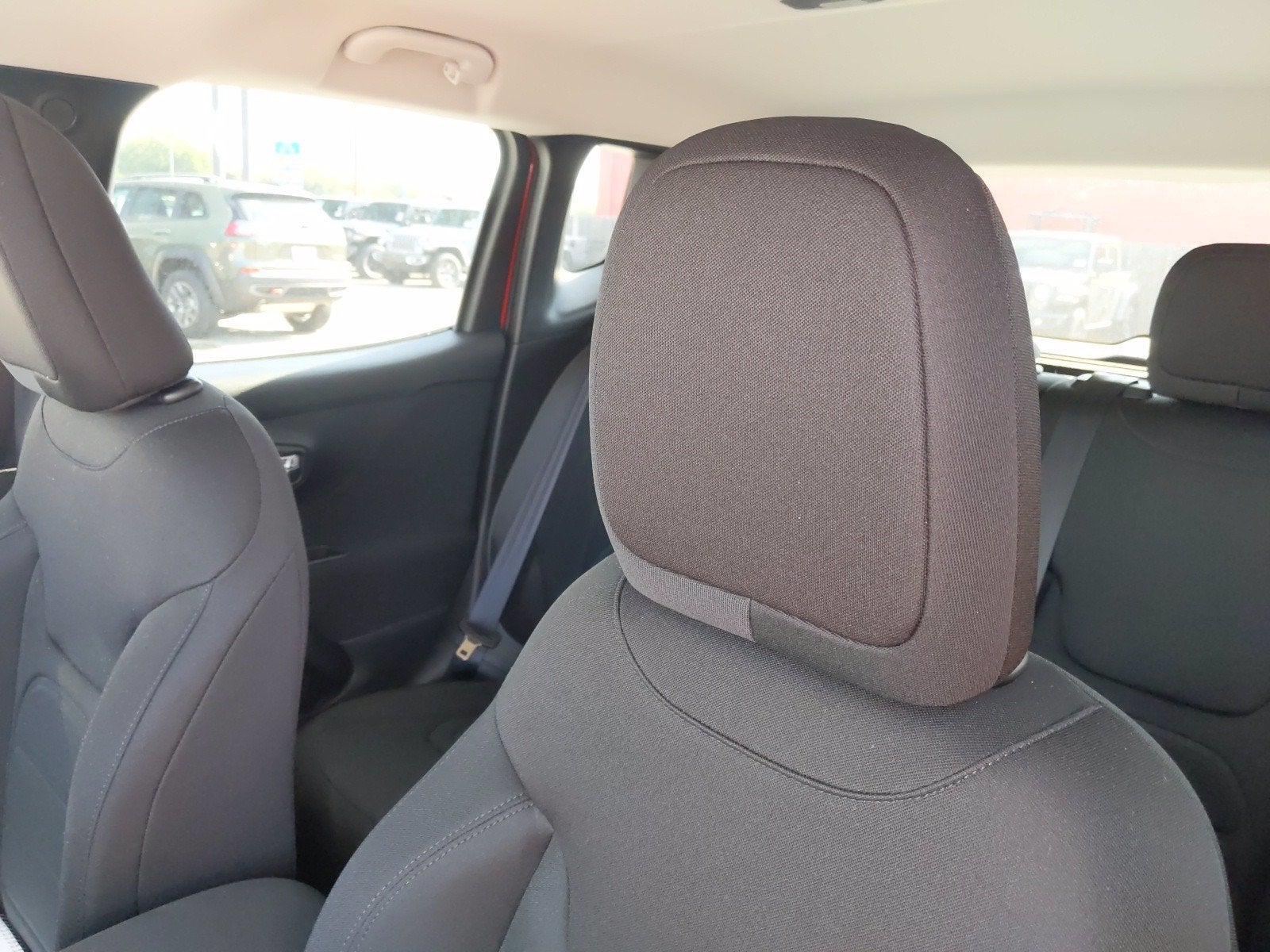 2020 Jeep Renegade RENEGADE LATITUDE FWD