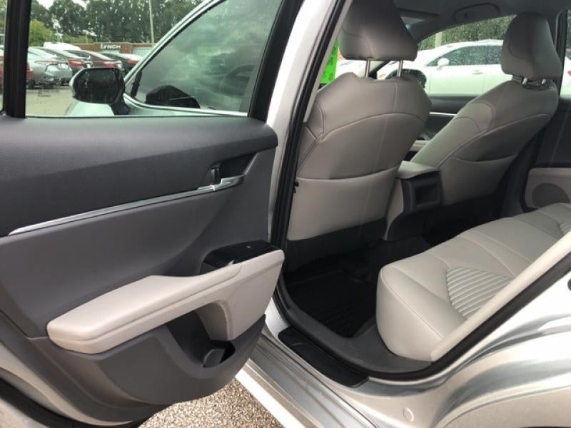 2018 Toyota Camry SE 4T1B11HK7JU129523