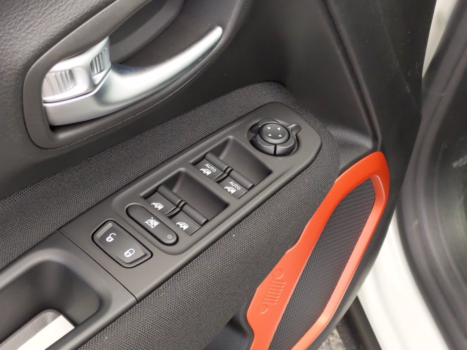 2020 Jeep Renegade RENEGADE ORANGE EDITION FWD