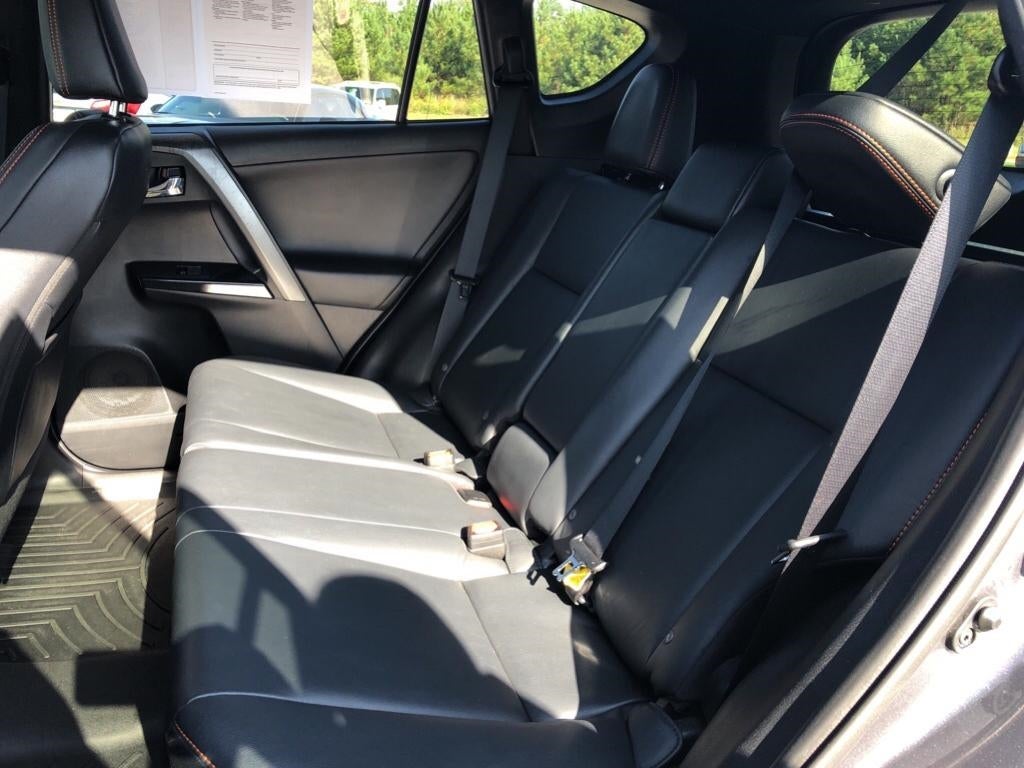 2016 Toyota RAV4 SE 2T3NFREVXGW289102