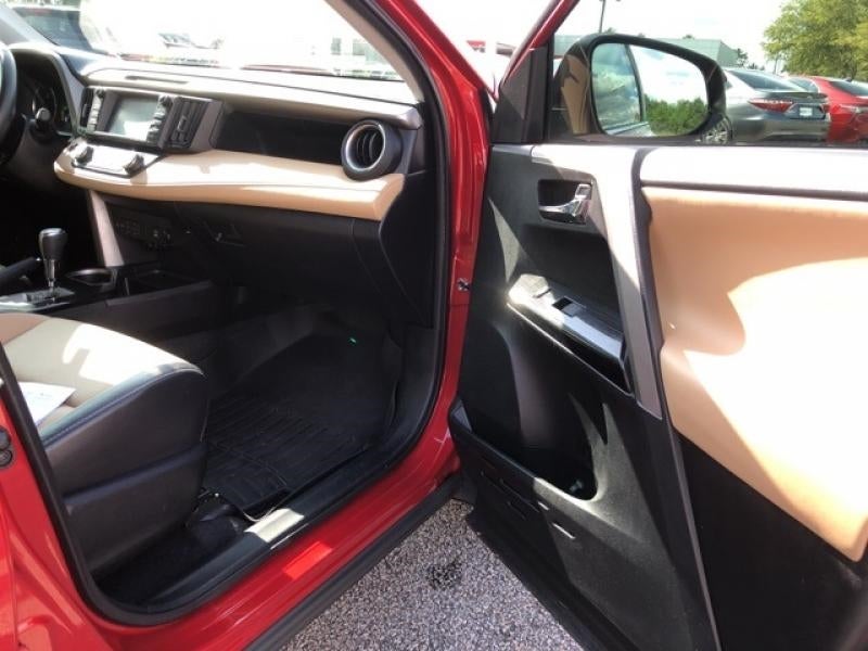 2017 Toyota RAV4 Limited 2T3YFREV4HW358090