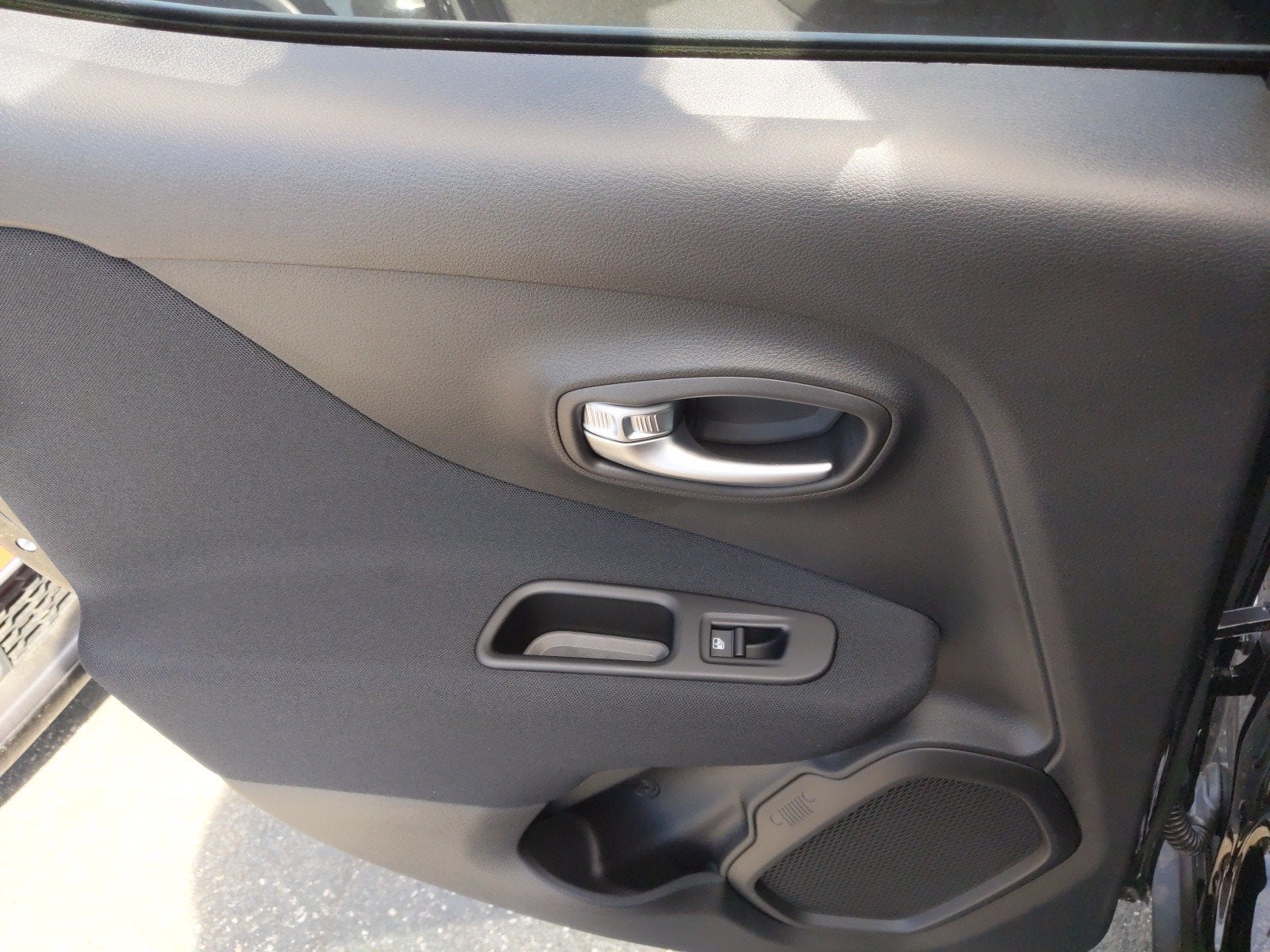 2020 Jeep Renegade RENEGADE LATITUDE FWD