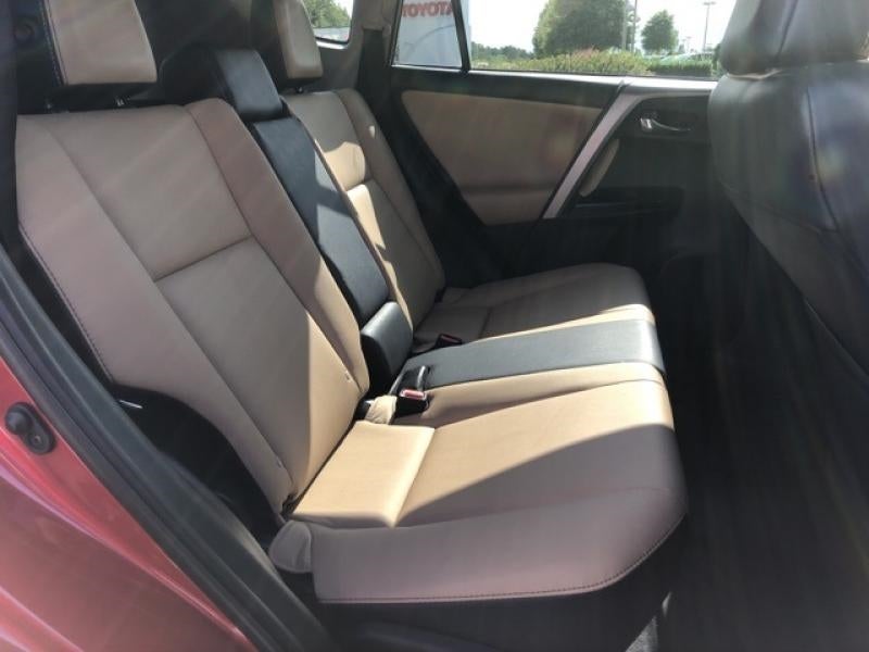 2017 Toyota RAV4 Limited 2T3YFREV4HW358090