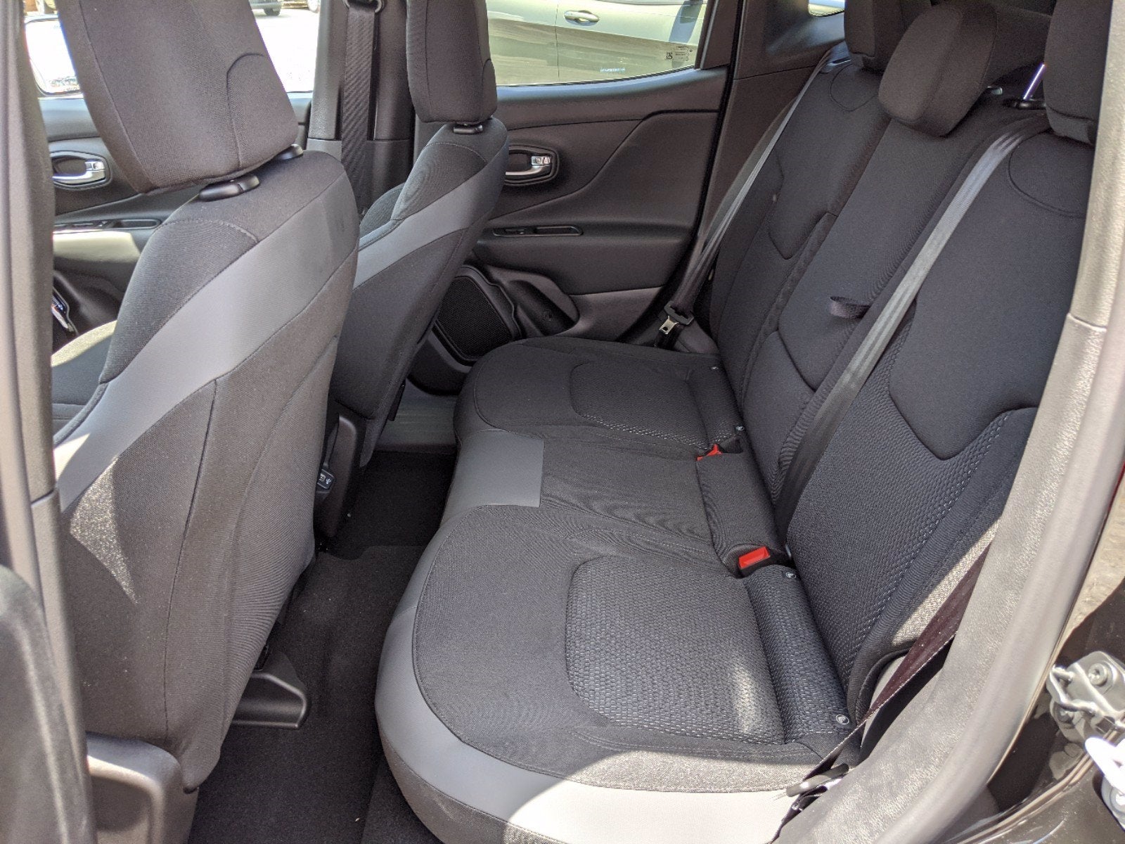 2020 Jeep Renegade RENEGADE ALTITUDE FWD