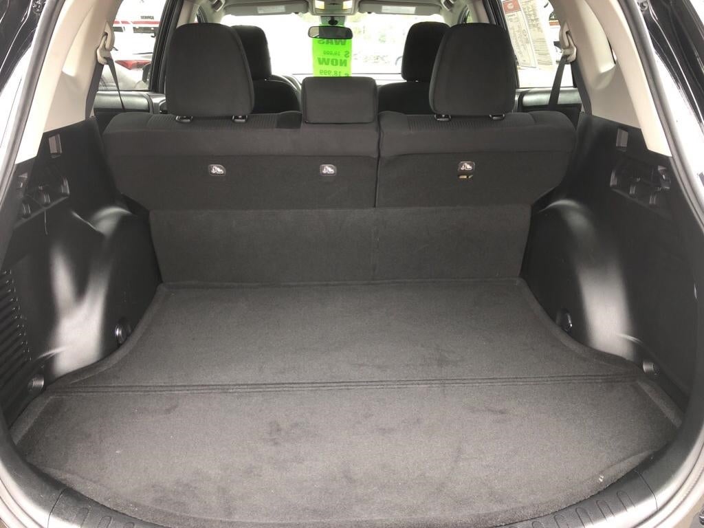 2017 Toyota RAV4 LE 2T3ZFREV5HW345689