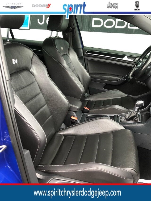 2015 Volkswagen Golf R 4-Door