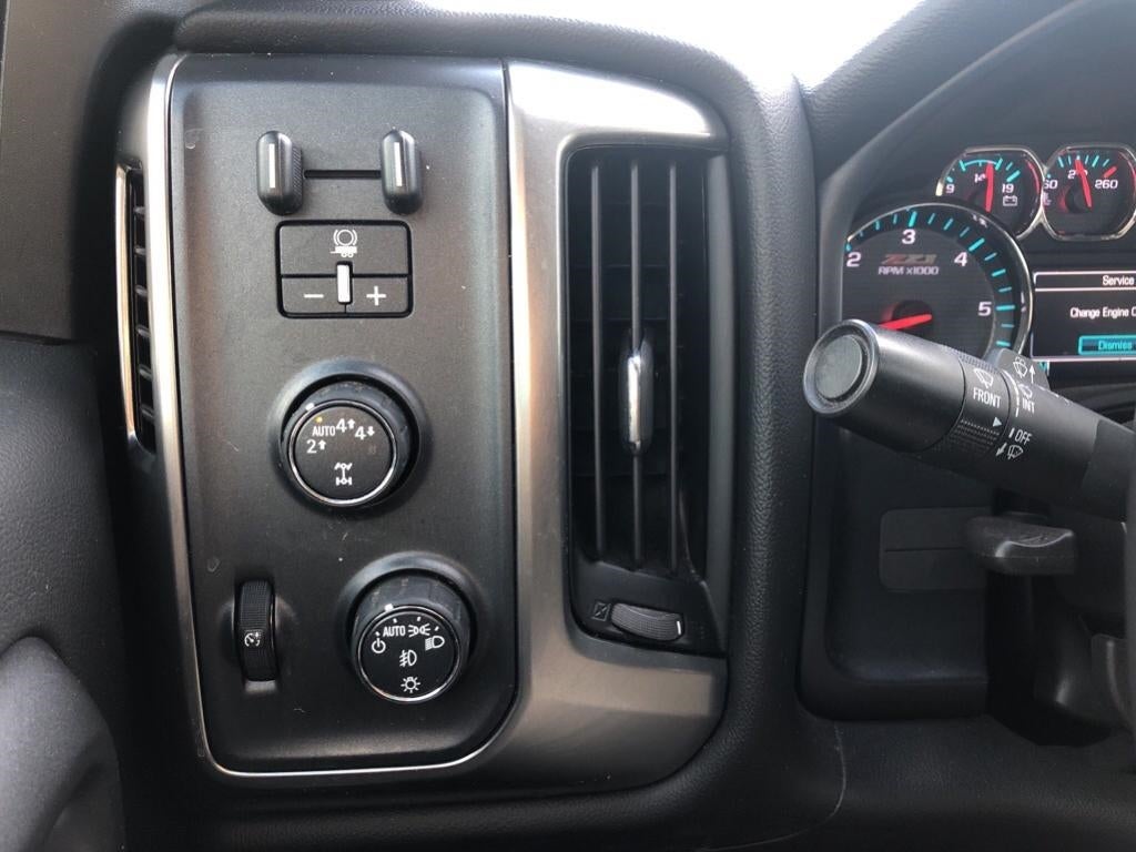 2018 Chevrolet Silverado LT 3GCUKRECXJG509321