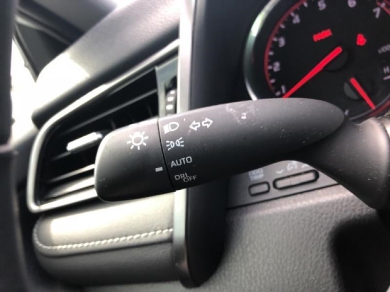 2019 Toyota Camry XSE 4T1B61HK0KU770936