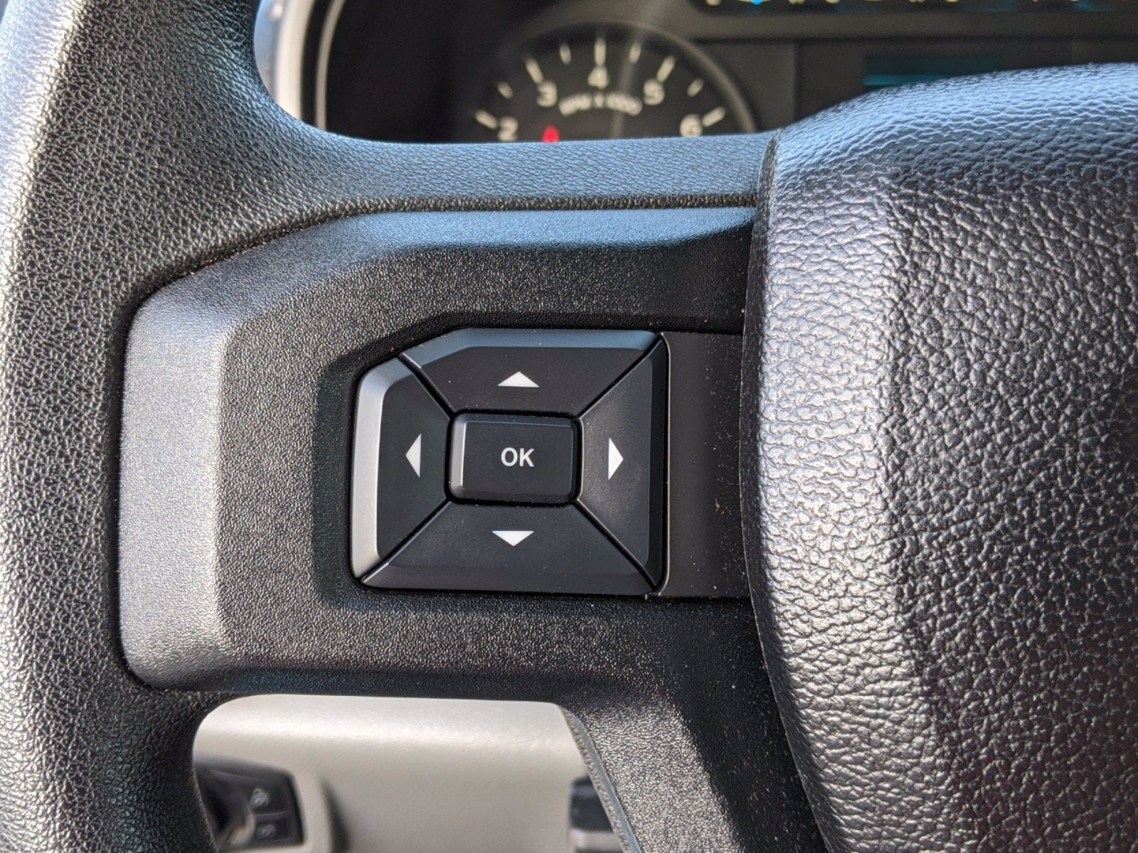 2015 Ford F-150 Base