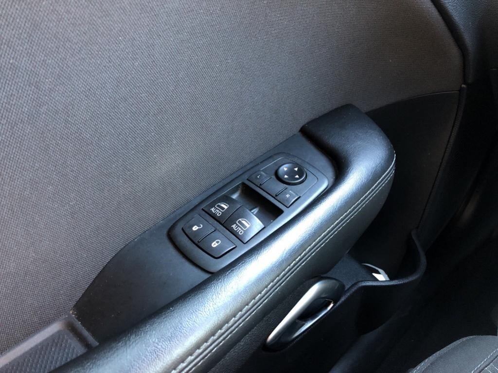 2019 Dodge Challenger SXT 2C3CDZAGXKH739672