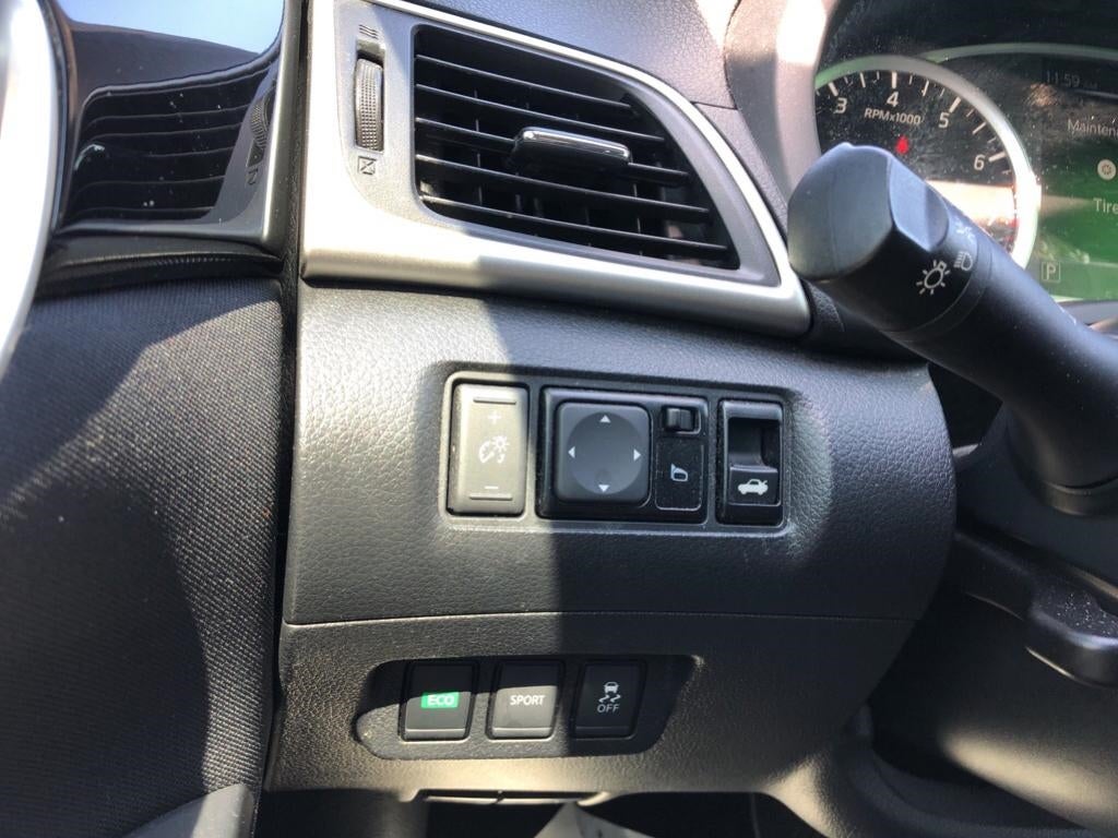 2017 Nissan Sentra SV 3N1AB7AP6HY289666