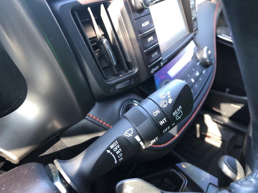 2016 Toyota RAV4 SE 2T3NFREVXGW289102