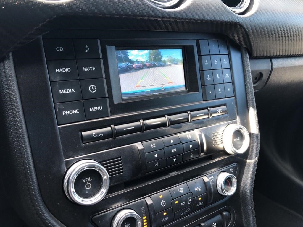 2017 Ford Mustang V6