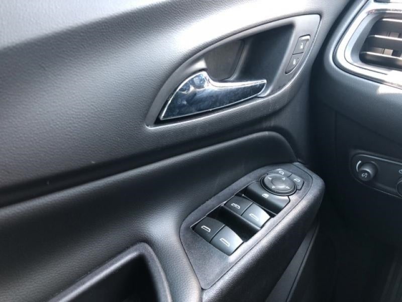 2018 Chevrolet Equinox LT 2GNAXJEV1J6269747