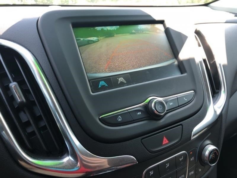 2018 Chevrolet Equinox LT 2GNAXJEV1J6269747