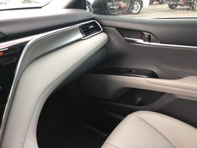 2018 Toyota Camry SE 4T1B11HK7JU129523