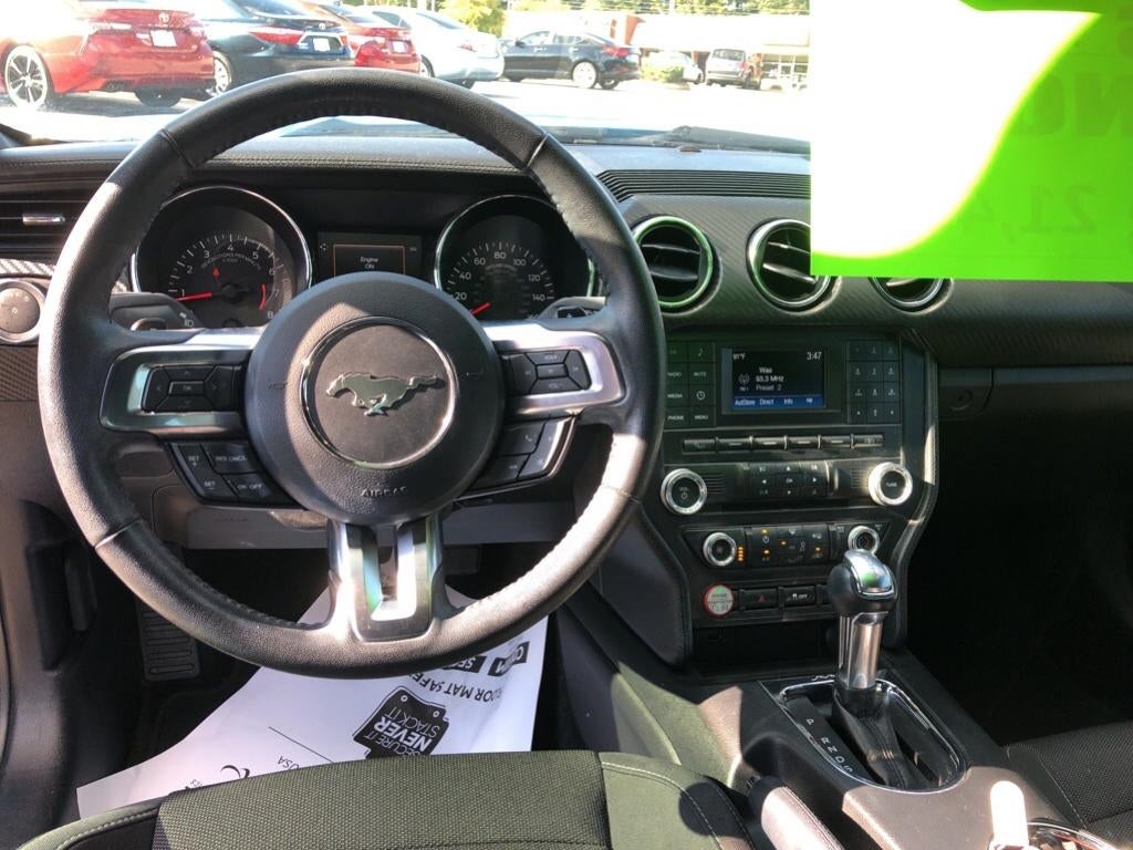 2017 Ford Mustang V6