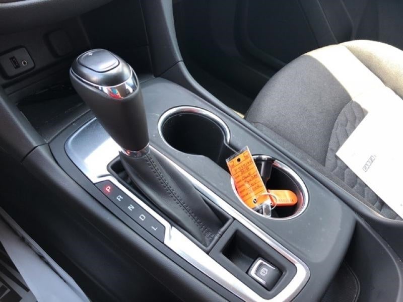 2018 Chevrolet Equinox LT 2GNAXJEV1J6269747