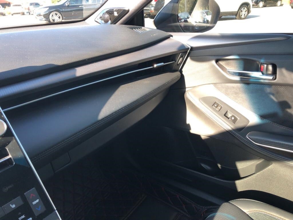 2019 Toyota Avalon XSE