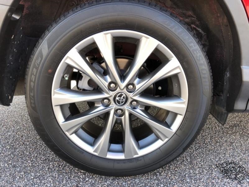 2017 Toyota RAV4 Limited 2T3YFREV4HW358090