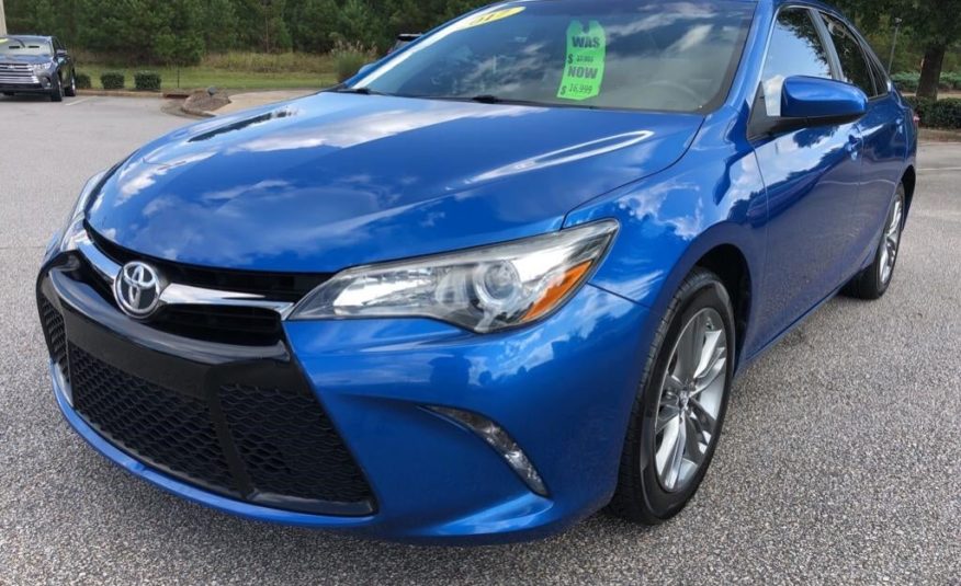2017 Toyota Camry SE