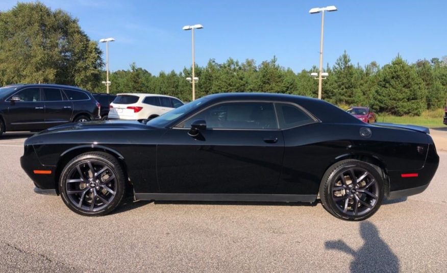 2019 Dodge Challenger SXT 2C3CDZAGXKH739672