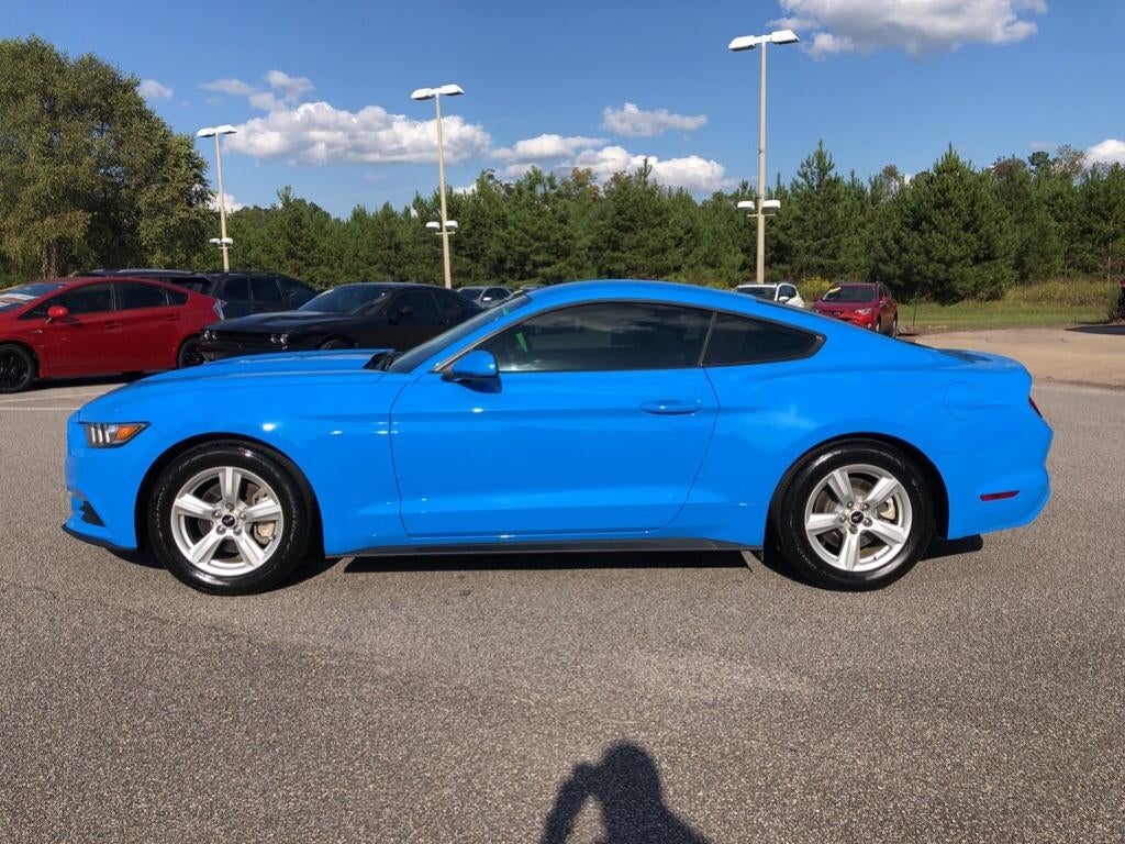 2017 Ford Mustang V6