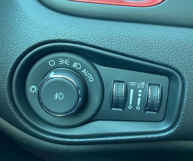 2020 Jeep Renegade RENEGADE TRAILHAWK® 4X4