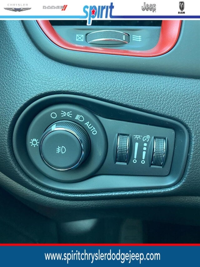 2020 Jeep Renegade RENEGADE TRAILHAWK® 4X4