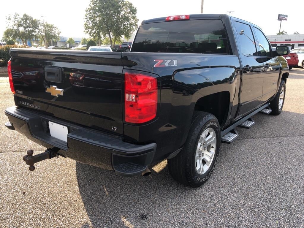 2018 Chevrolet Silverado LT 3GCUKRECXJG509321