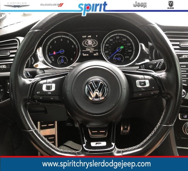 2015 Volkswagen Golf R 4-Door